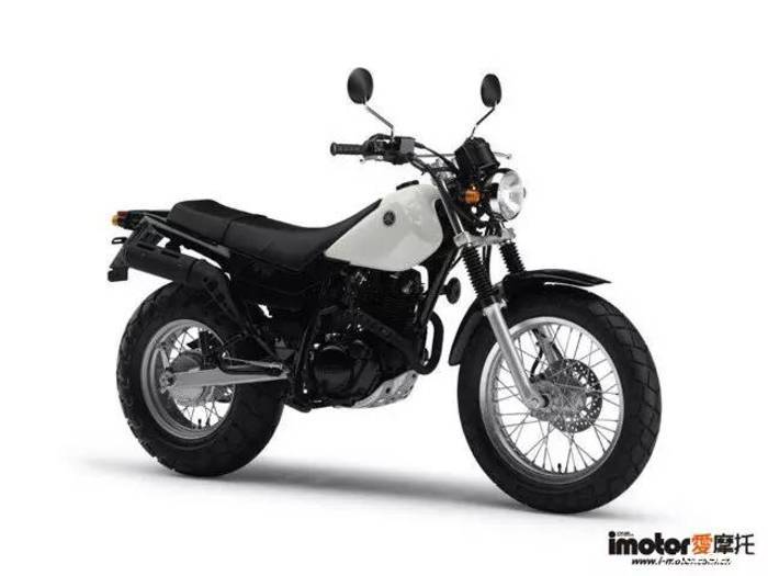 YAMAHA　TW200