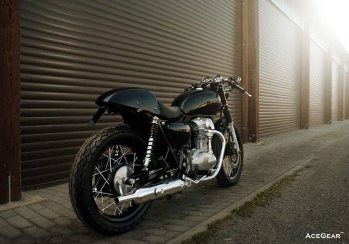 W800 改 Cafe，味儿正