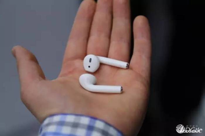 AirPods