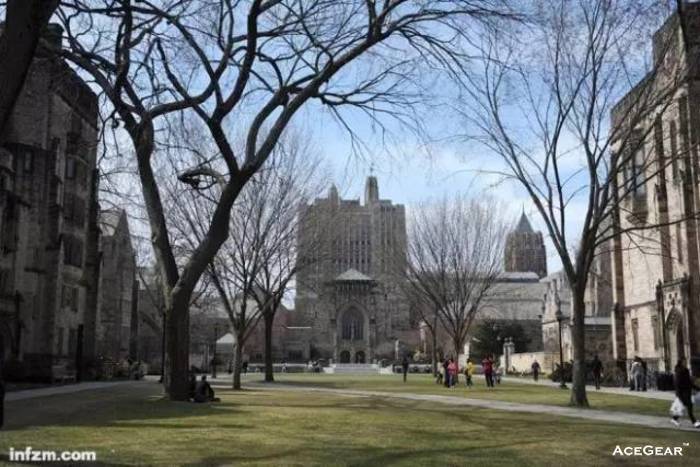 耶鲁大学创办于1701年，是美国最古老的私立综合大学之一，校园位于康涅狄格州的纽黑文。