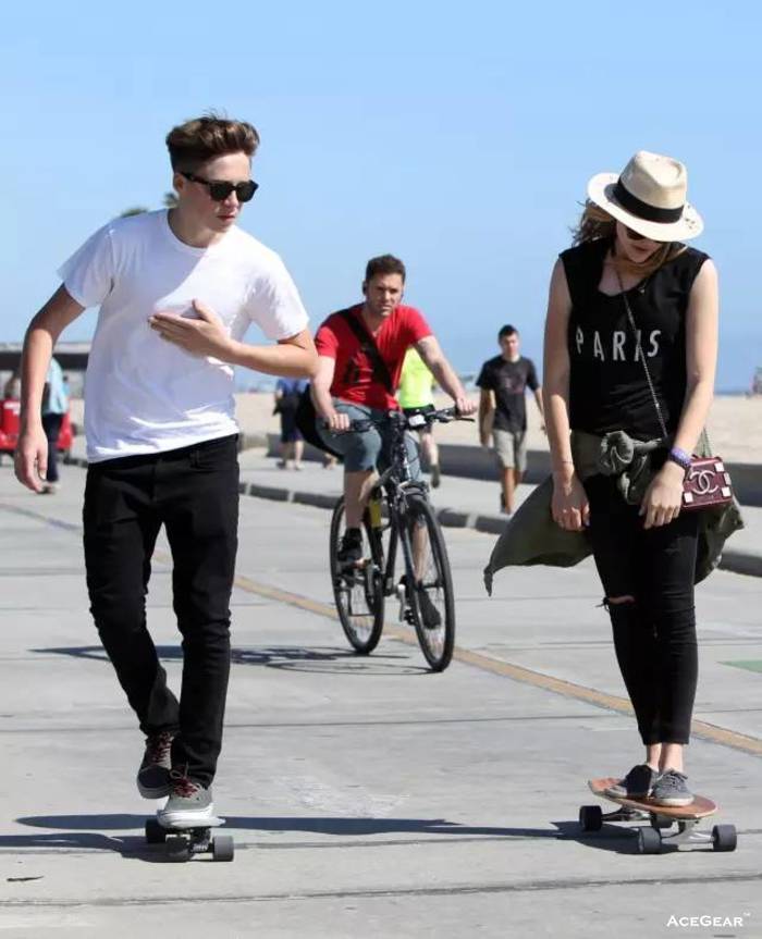 Chloe和Brooklyn Beckham