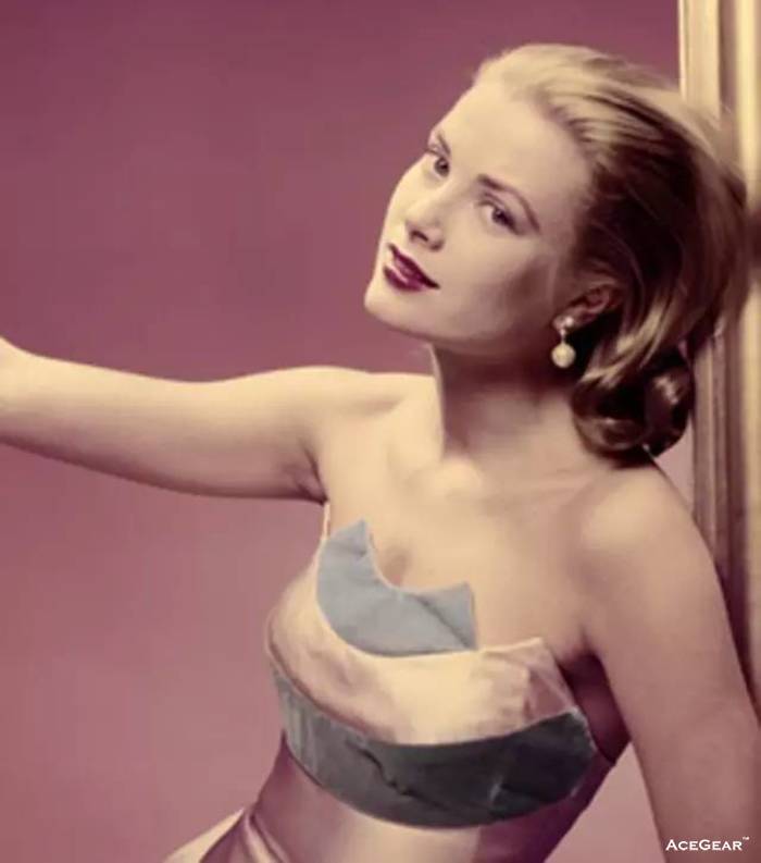"L'Instant Taitinger (Grace Kelly)"，Anon创作，时间不详