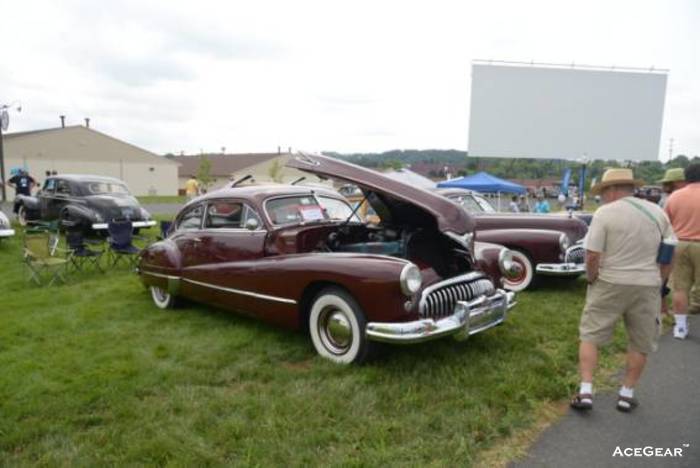 1947款Roadmaster车型