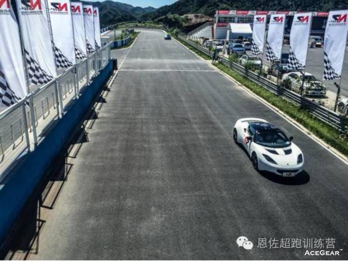 隐约的心跳声，让血液不断沸腾