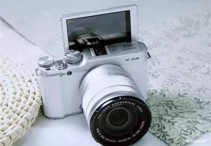 ▲ Fujifilm/富士 X-A2 | 参考价格：3099 元